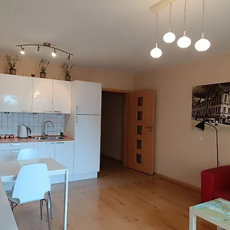Appartement Big - 60m2 - 3 Beds - Lift - Balcony - Parking - 6 People